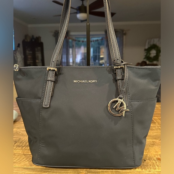 MICHAEL Michael Kors Handbags - Michael Kors Jet Set Navy EWTZ Nylon Tote NWOT